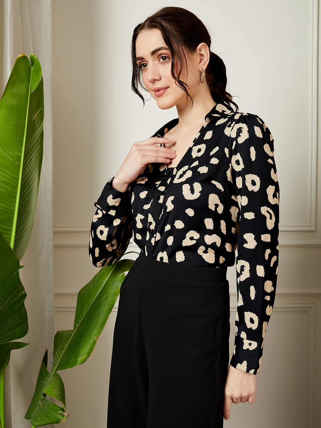 BIZwear Black & Beige Animal Printed Spread Collar Neck Button-Up Straight Hem Regular Shirt - Image 2