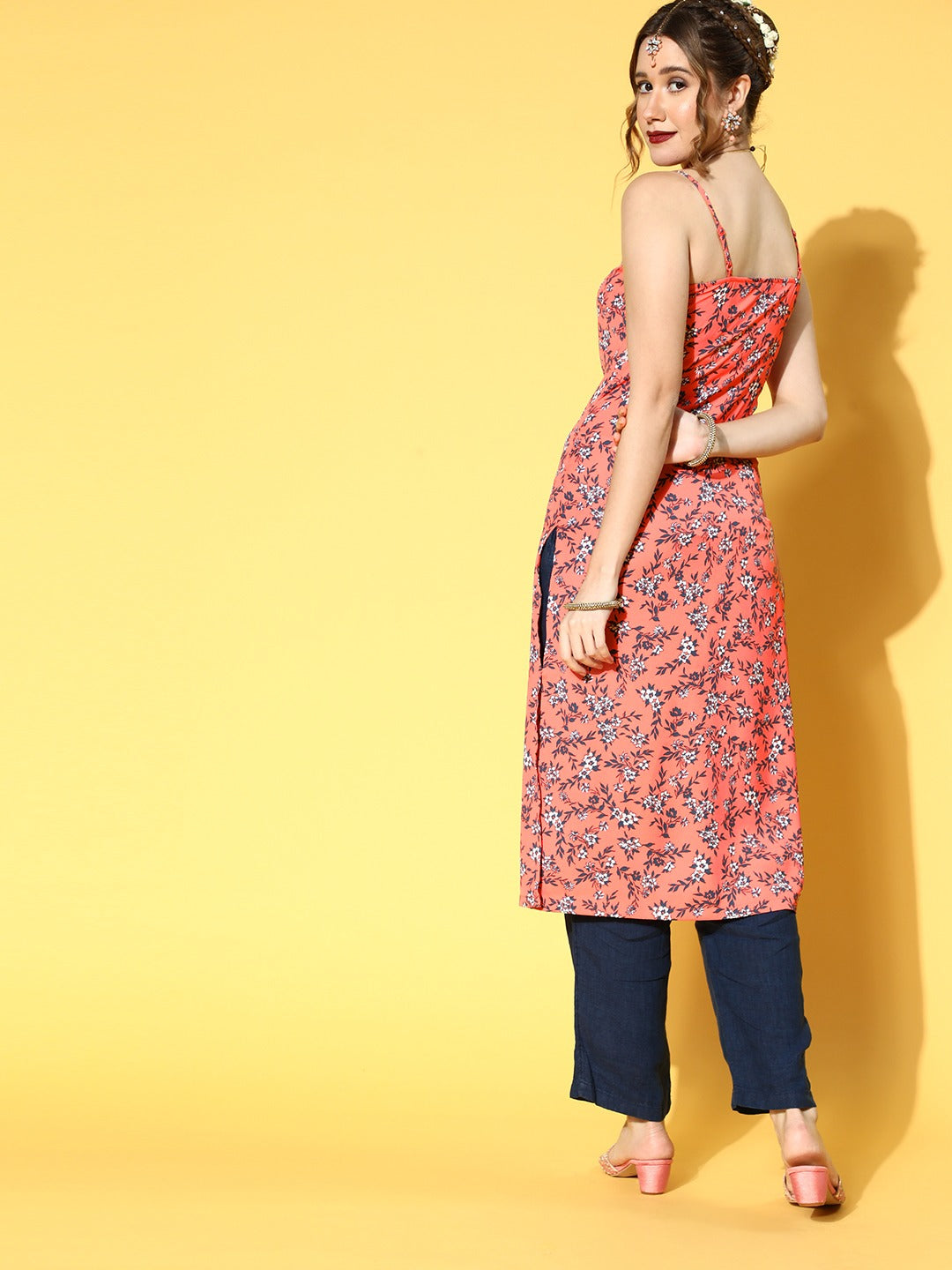 Berrylush Women Peach & Navy Blue Floral Printed Square Neck Side Slited Straight Calf Length Kurta - Image 3