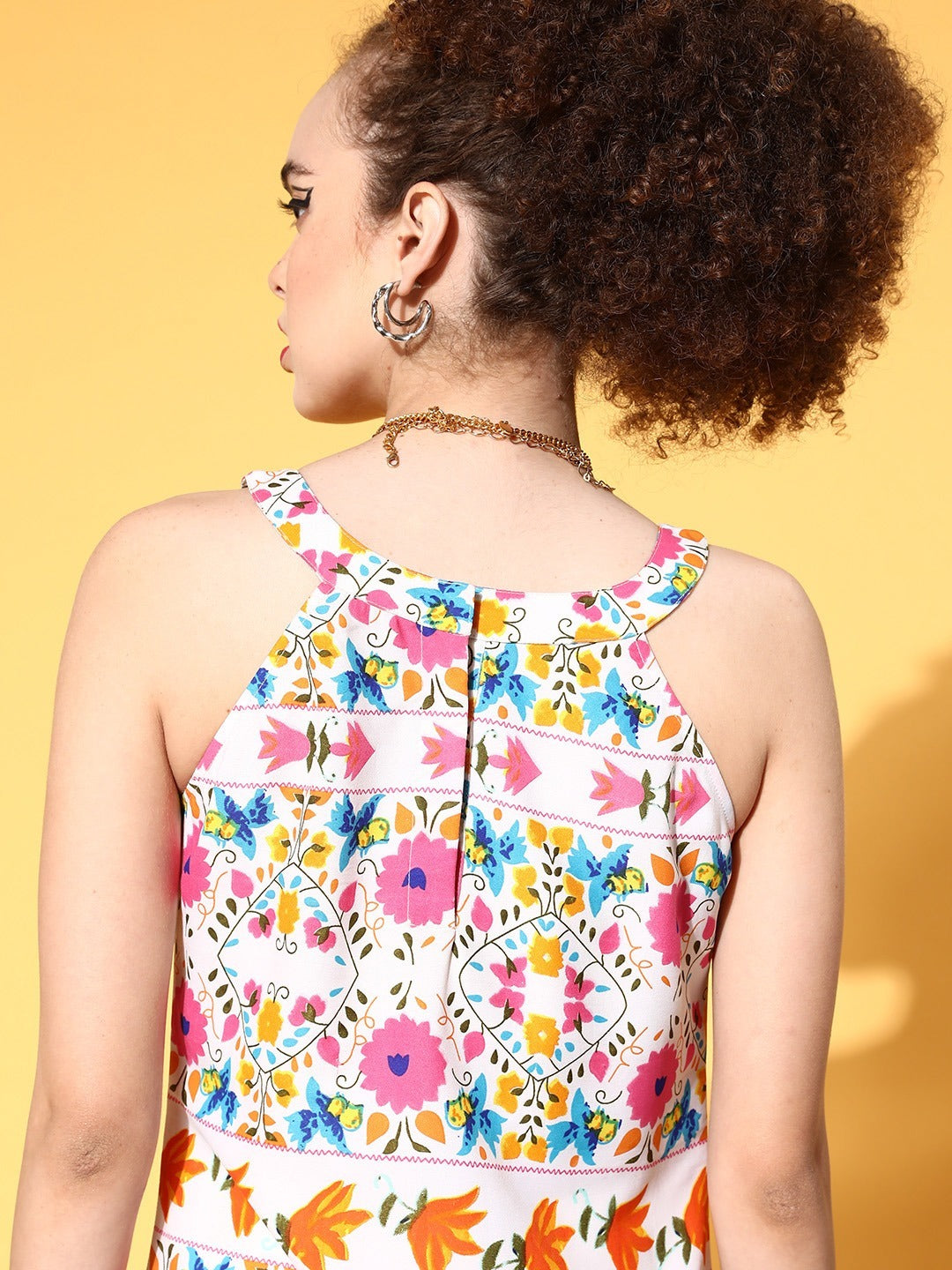 Berrylush Women White & Pink Ethnic Motif Printed Halter Neck Side Slited Straight Kurta - Image 4