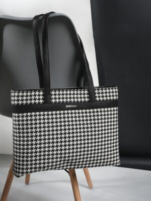 Black & White Geometric Printed Polyester Zipper-Up Two-Handle Tote Bag